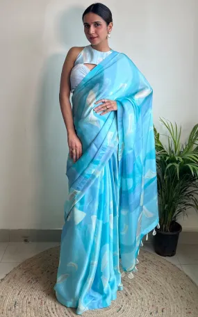 Blue Abstract Printed Saree & Blouse Set