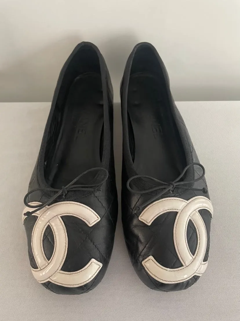 Chanel Black Cambon White Patent CC Quilted Calfskin Ballerina Flats