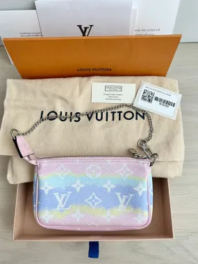 Louis Vuitton Mini Pochette Bag