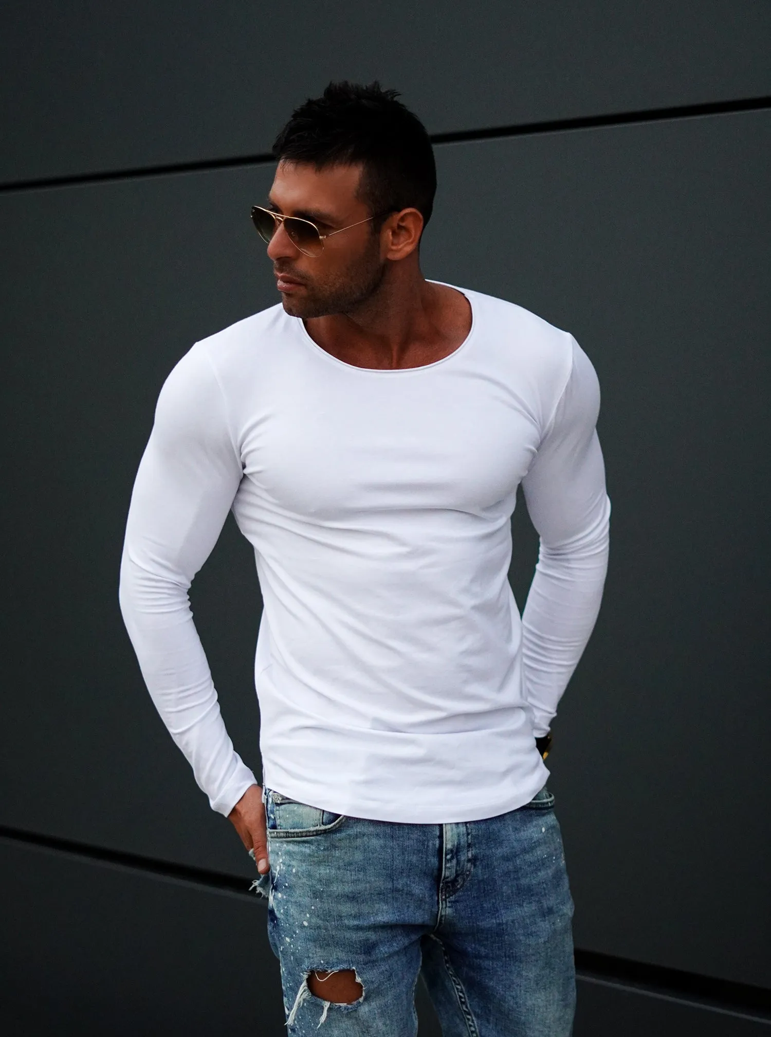 Men's Plain White Scoop Neck Long Sleeve T-shirt