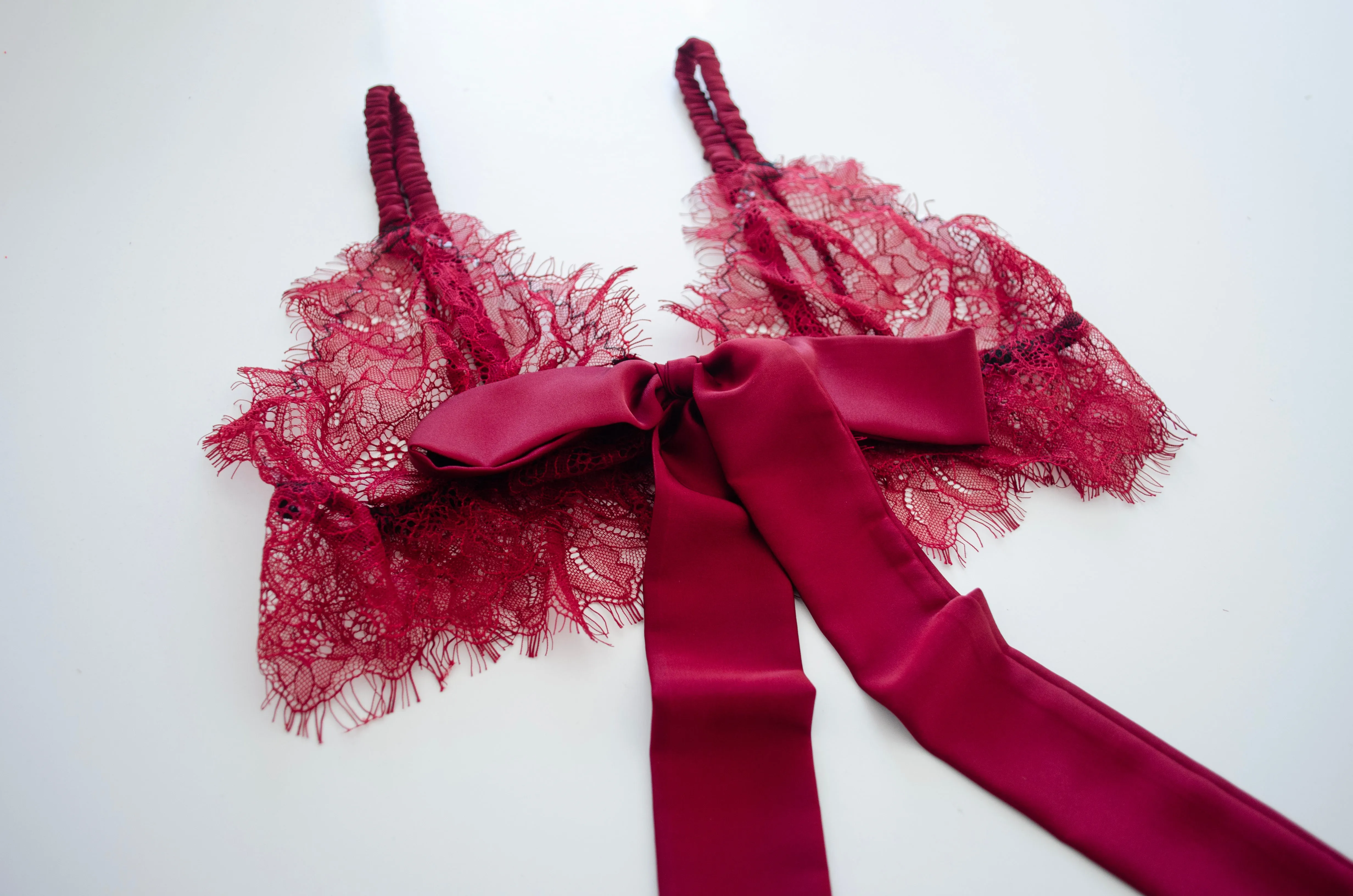 Pine Tie Side Lace Set - Wine