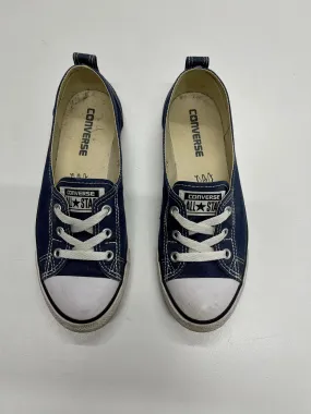 Women’s Converse Sneakers, US 7